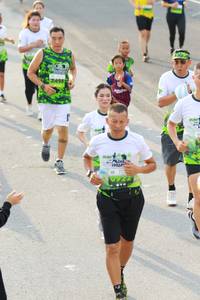 BIB: 2498
                            <button type="button" onclick="openModal(3551568)" class="btn btn-primary btn-sm float-right btn-popup" data-toggle="modal" data-target=".modal-high-quality">
                        <i class="fas fa-shopping-cart"></i> Add to Cart
                    </button>
                                            <button type="button" onclick="isThisMe(3551568, true)" class="btn btn-success btn-sm float-right btn-popup btn-isme hidden" data-toggle="tooltip" data-placement="bottom" title="นี่คือรูปของคุณใช่ไหม คลิกที่นี่เพื่อเอาเข้าอัลบั้ม">
                        <i class="fas fa-plus"></i> Add to album
                    </button>
                    <button type="button" onclick="isThisMe(3551568, false)" class="btn btn-warning btn-sm float-right btn-popup btn-isnotme hidden">
                        <i class="fas fa-ban"></i> Remove from album
                    </button>